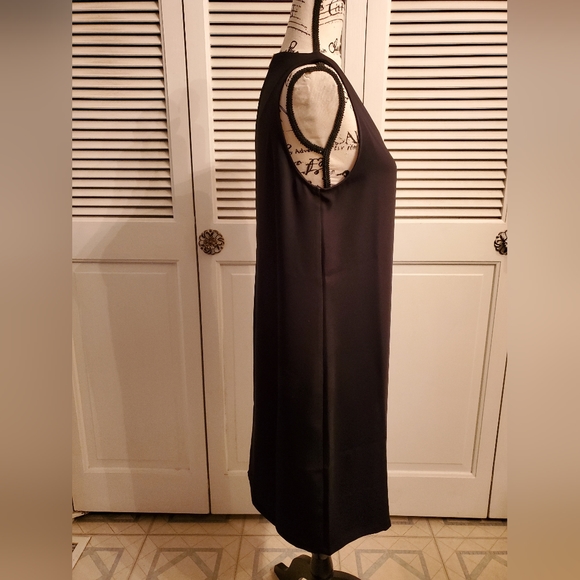 Women's Adrienne Vittadini Sleeveless Dress - Picture 4 of 8